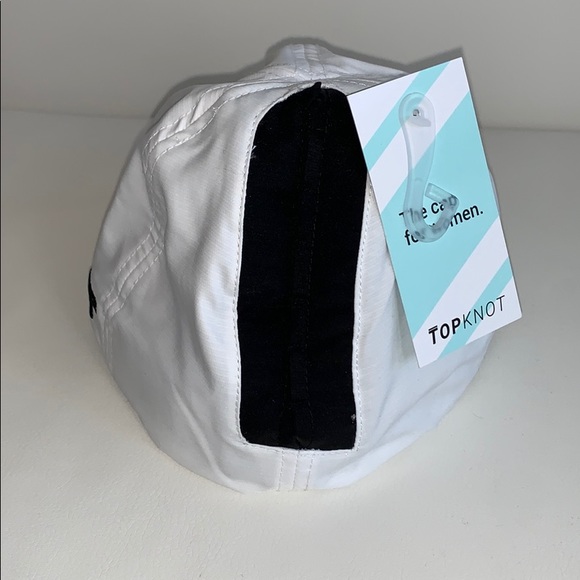 White Circle P Top Knot Hat - Picture 2 of 2